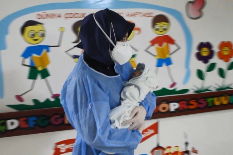 Yeni doğan bebek korona vir&uuml;s&uuml; yendi