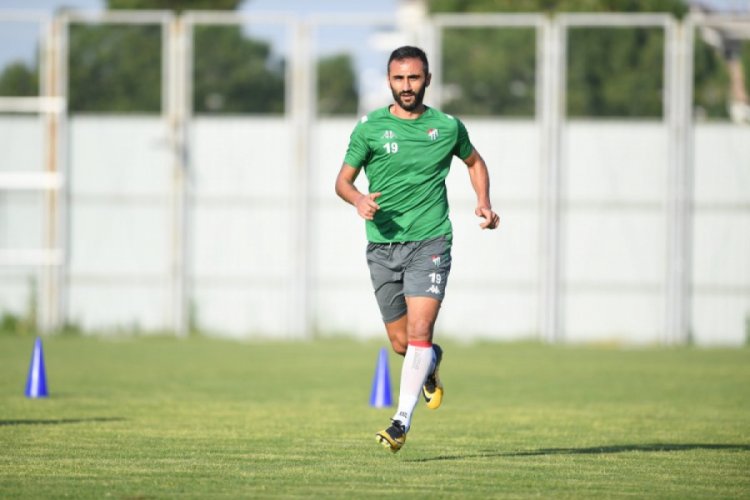 Bursaspor'da antrenmanlar s&uuml;r&uuml;yor