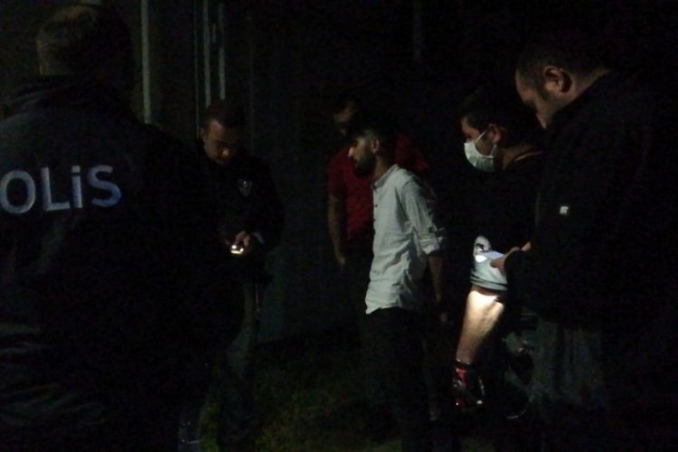 Bursa'da sahte plakalı ara&ccedil;la trafiği tehlikeye soktular