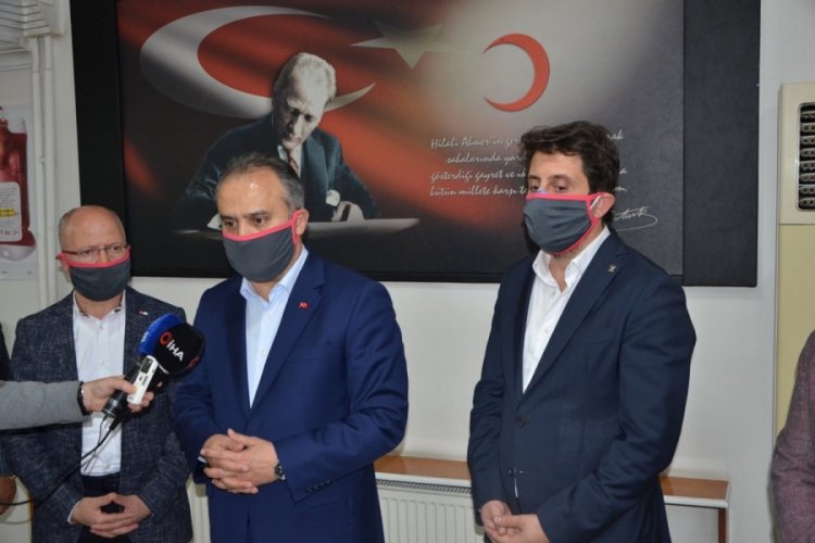 Bursa B&uuml;y&uuml;kşehir Belediye Başkanı Aktaş kan bağışı &ccedil;ağrısında bulundu