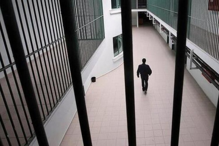 Cezaevlerindeki "koronavir&uuml;s" tedbirlerinin s&uuml;resini uzatıldı