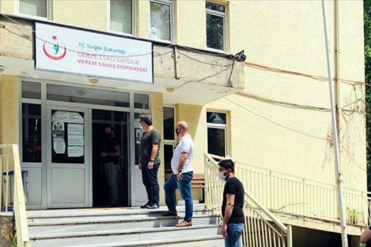 Kocaeli'de berber, kuaf&ouml;r ve g&uuml;zellik salonu &ccedil;alışanlarına koronavir&uuml;s testi yapılacak