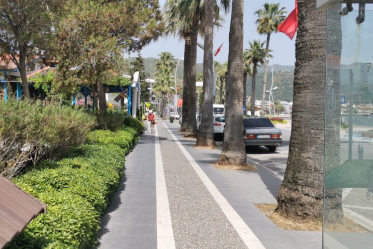 Marmaris'te sıcaklık 46 dereceyi g&ouml;rd&uuml;