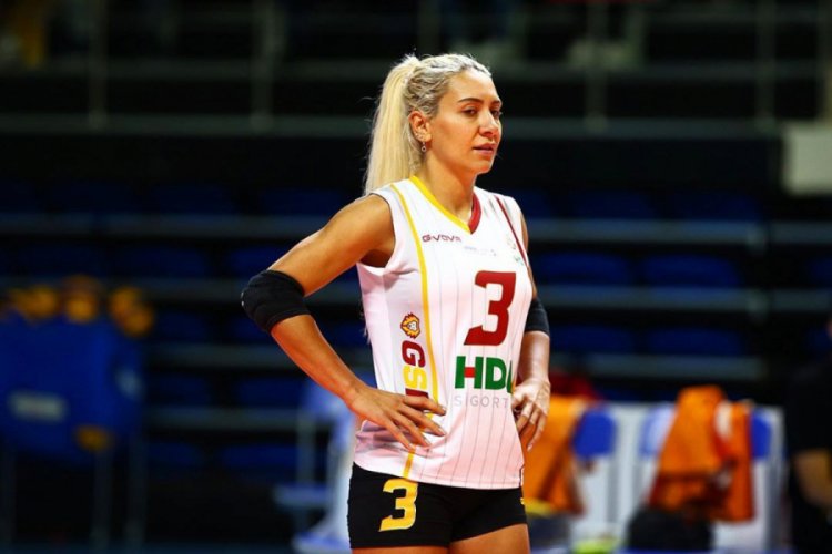 Karadayı'dan gen&ccedil; voleybolculara tavsiye
