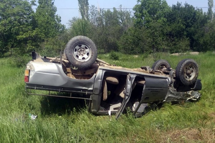 Kamyonet ile motosiklet &ccedil;arpıştı: 1 &ouml;l&uuml;, 1 yaralı