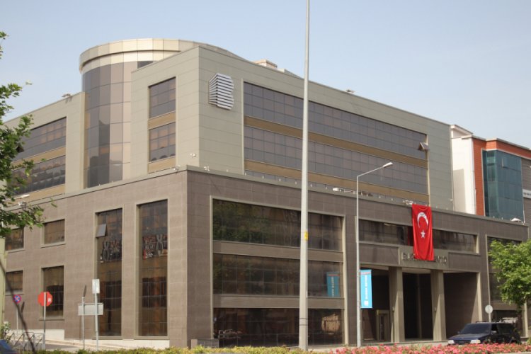Bursa Beton'dan 19 Mayıs Atat&uuml;rk'&uuml; Anma, Gen&ccedil;lik ve Spor Bayramı kutlaması