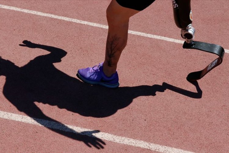 Atletizm Federasyonu'ndan antren&ouml;rlere uzaktan eğitim semineri