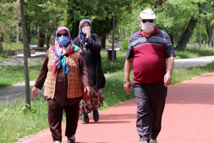 Bolu'da sokağa maskesiz &ccedil;ıkmak yasaklandı