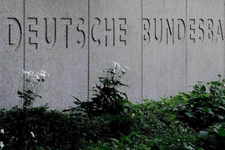 Bundesbank: İkinci &ccedil;eyrekte ekonomik faaliyetler d&uuml;ş&uuml;k kalacak
