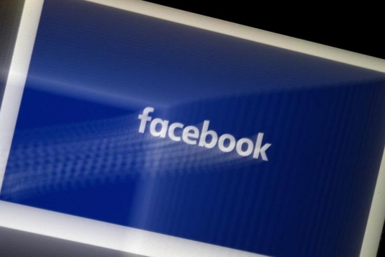 AB, yalan haberlerden Zuckerberg'i sorumlu tuttu