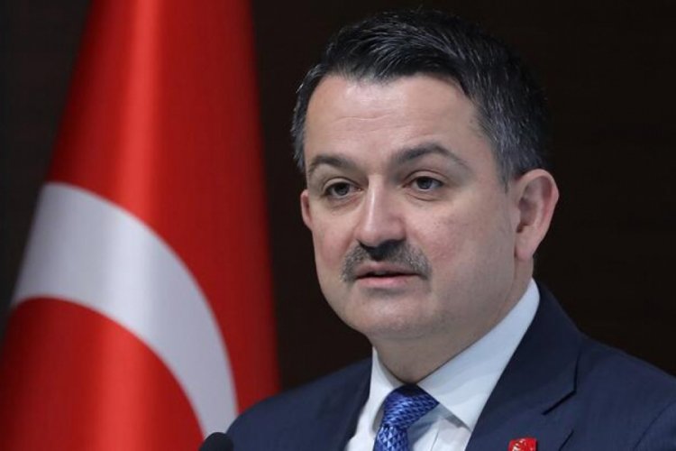 Pakdemirli'den 19 Mayıs Atat&uuml;rk'&uuml; Anma, Gen&ccedil;lik ve Spor Bayramı mesajı