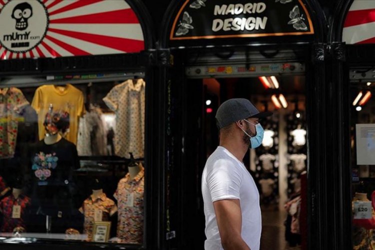 İspanya'da 6 yaş &uuml;st&uuml;ne kamusal alanda maske kullanma zorunluluğu