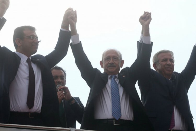 "Kılı&ccedil;daroğlu anketlerde Yavaş ve İmamoğlu'nun gerisinde"