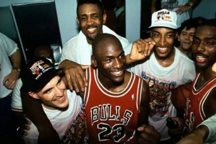 Eski takım arkadaşından Michael Jordan'a 'The Last Dance' tepkisi