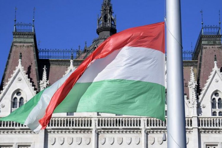 Macaristan'da cinsiyet değiştirmek yasaklandı