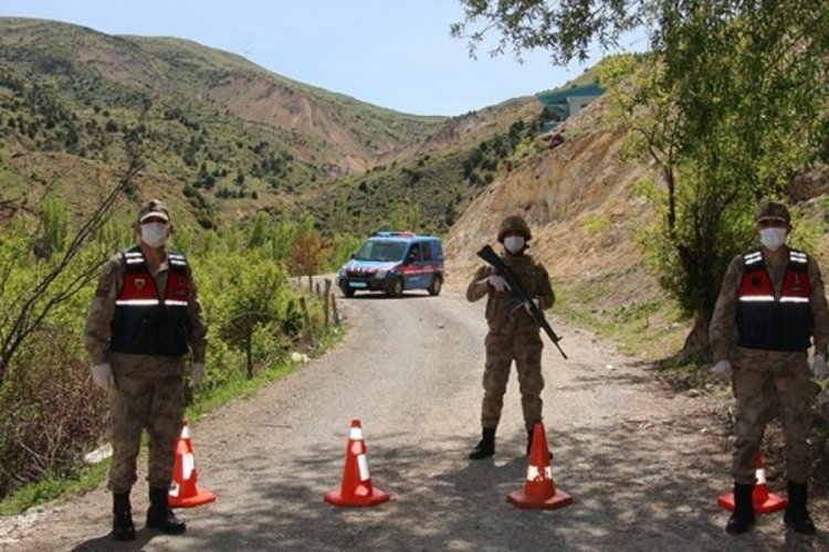 Yaşlı adamdan mahalledeki 33 kişiye vir&uuml;s bulaştı!