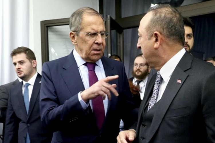 Lavrov ve &Ccedil;avuşoğlu, Libya'da askeri faaliyetlerin derhal durdurulmasından yana