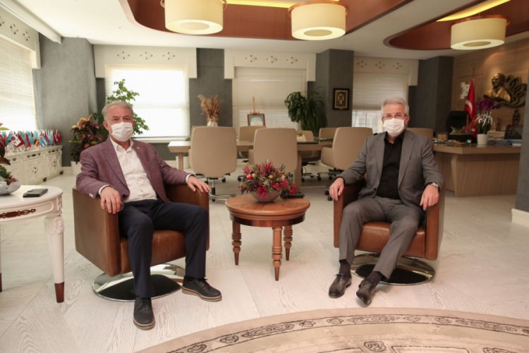 Bursa Milletvekili &Ouml;zkan'dan salgın s&uuml;recindeki &ccedil;alışmalara teşekk&uuml;r