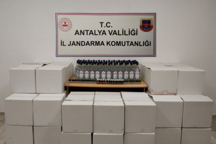 675 litre etil alkol ve 81 adet i&ccedil;ki aroması ele ge&ccedil;irildi