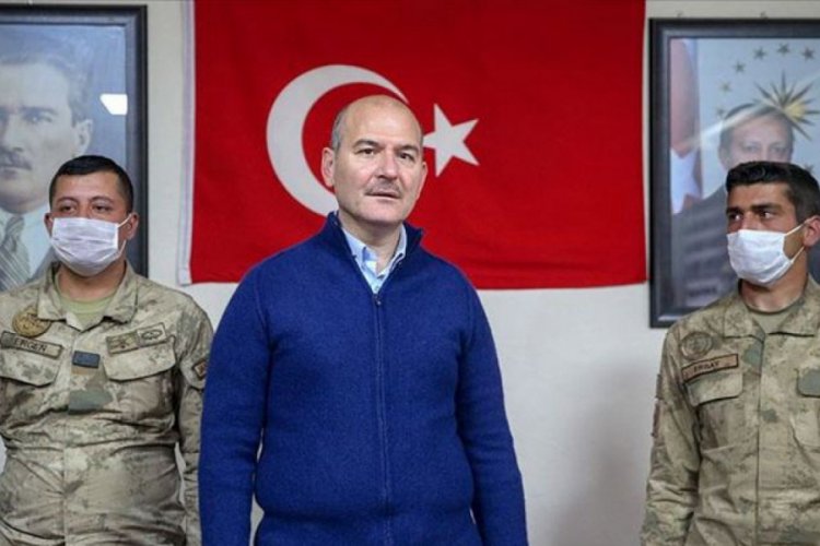 Bakan Soylu bayramı asker ve polislerle kutladı