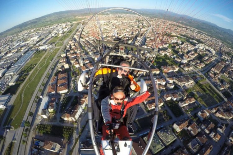 Bursa İneg&ouml;l Belediye Başkanı Taban bayramı g&ouml;ky&uuml;z&uuml;nden kutladı