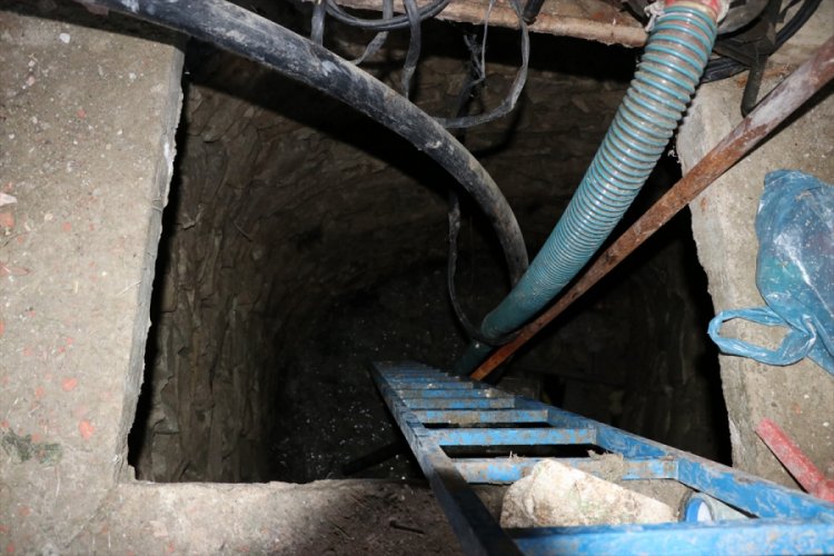 Su kuyusunda zehirlenen 6 kişiden 2'si &ouml;ld&uuml;