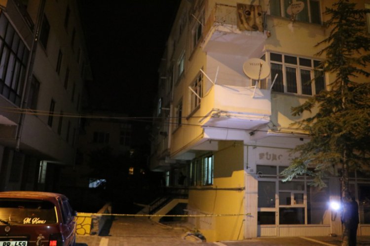 Kayseri'de 3 katlı apartman karantina altına alındı