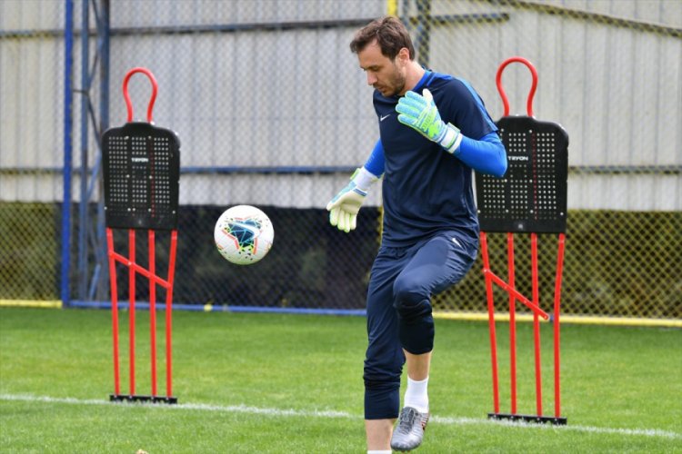 Korcan &Ccedil;elikay, takımının S&uuml;per Lig'de kalacağına inanıyor: