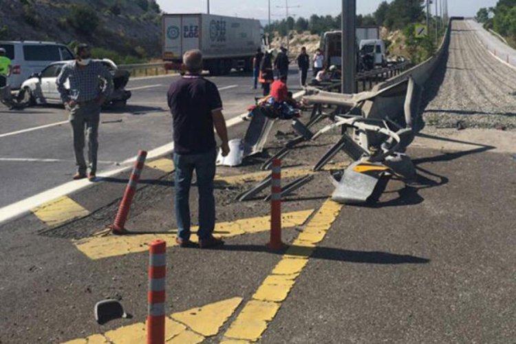 Otomobil, ref&uuml;je &ccedil;arptı: 3 yaşındaki Buğra hayatını kaybetti