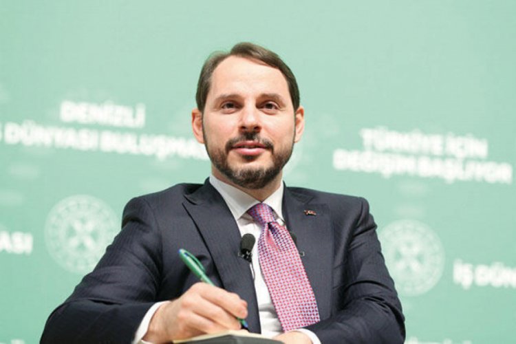Bakan Albayrak, Azerbaycan Cumhuriyeti'nin kuruluş yıl d&ouml;n&uuml;m&uuml;n&uuml; kutladı