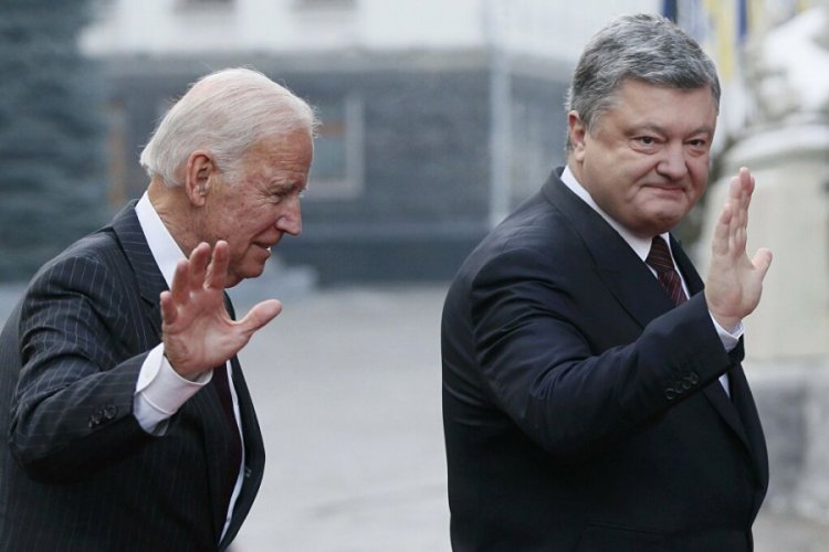 Ukrayna'nın eski lideri Poroşenko Joe Biden ile ilgili ifadeye &ccedil;ağrıldı