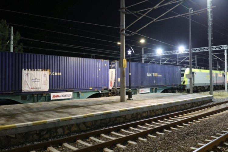 Marmaray hattı ile ilk ihracat treni Almanya'ya ulaştı