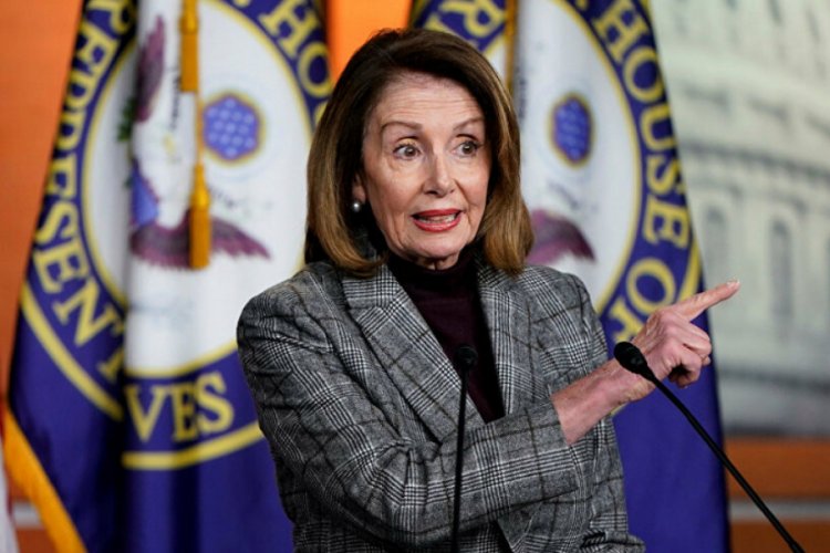 Pelosi: "Floyd'un &ouml;ld&uuml;r&uuml;l&uuml;ş&uuml;n&uuml; televizyonda izlemek &ccedil;ok &uuml;z&uuml;c&uuml;"