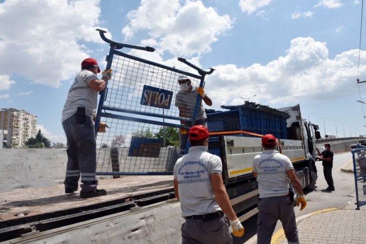 Uyuşturucu almaya gelenlerin mahsur kaldığı mahallede karantina sona erdi