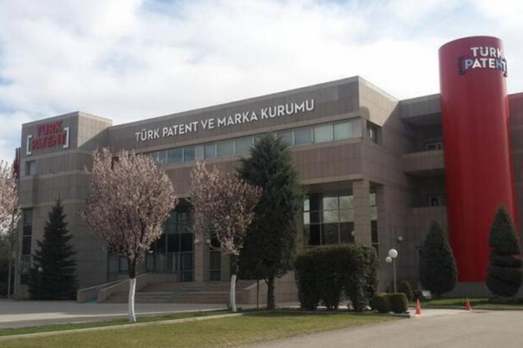 'Korona' markası i&ccedil;in sıraya girdiler