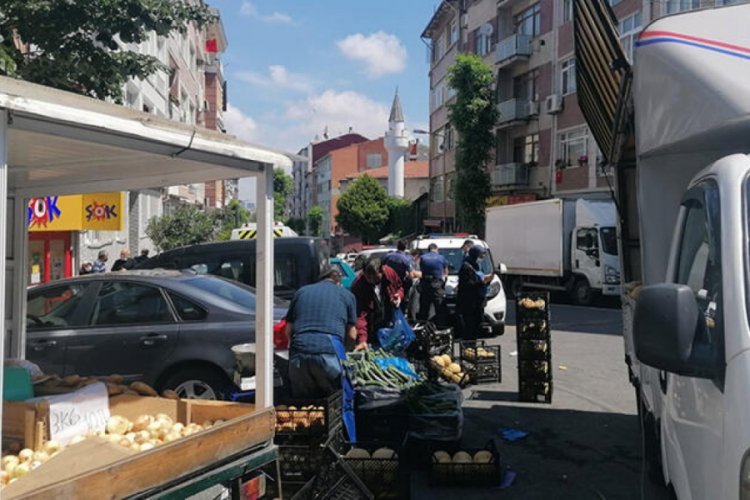 Yasağı delip pazar kurdular, cezayı yediler