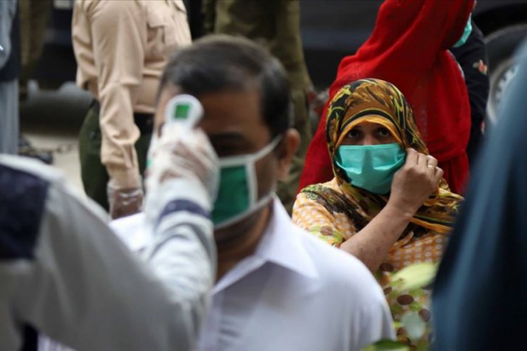 Pakistan'da Kovid-19 vaka sayısı 65 bini ge&ccedil;ti