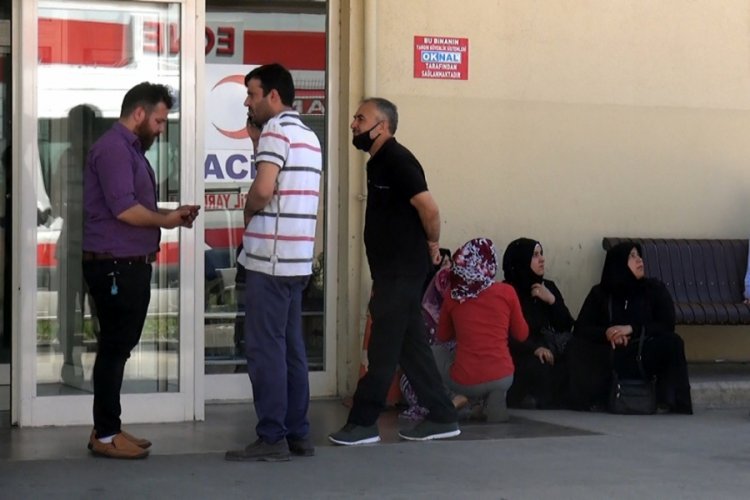 Otomobilin &ccedil;arptığı 8 yaşındaki &ccedil;ocuk &ouml;ld&uuml;