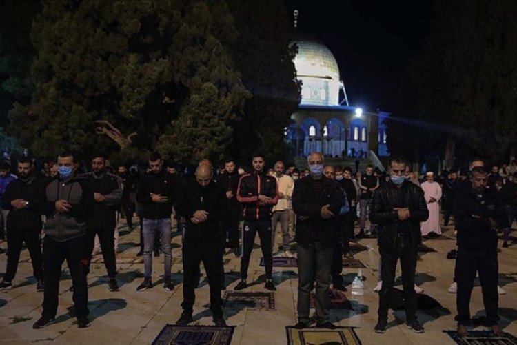 Mescidi Aksa yeniden ibadete a&ccedil;ıldı