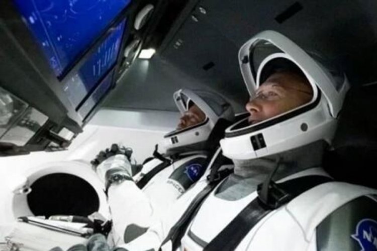 SpaceX, Uluslararası Uzay İstasyonu'na kenetlendi