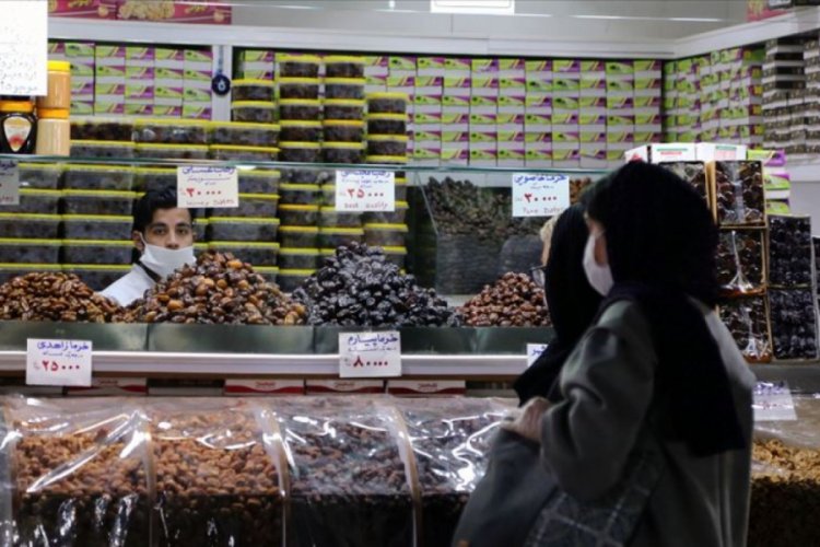 Kovid-19 İran esnafını 2 ayda 6 milyar dolar zarara uğrattı