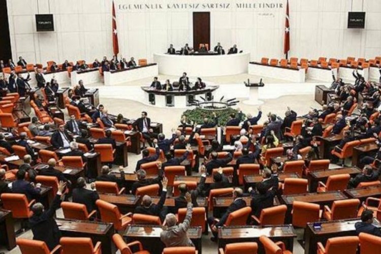 &Ouml;zg&uuml;r &Ouml;zel ve Engin &Ouml;zko&ccedil; hakkında hazırlanan fezleke Adalet Bakanlığı'nda