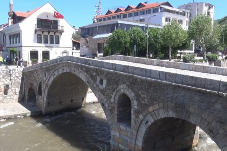 Kosova'da normalleşmede 3'&uuml;nc&uuml; aşamaya ge&ccedil;ildi