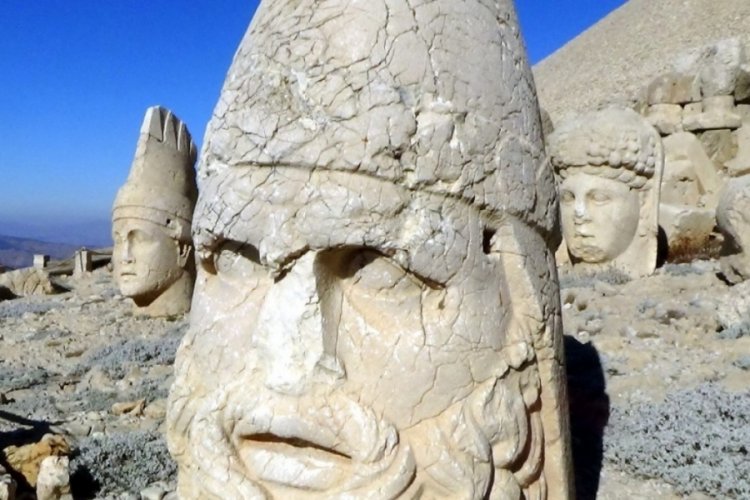 M&uuml;ze ve &ouml;ren yerlerinin turist kotaları belirlendi