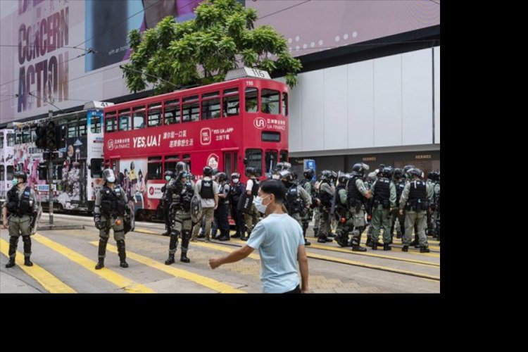 Hong Kong Baş Y&ouml;neticisi Lam'den yabancı h&uuml;k&uuml;metlere '&ccedil;ifte standart' eleştirisi