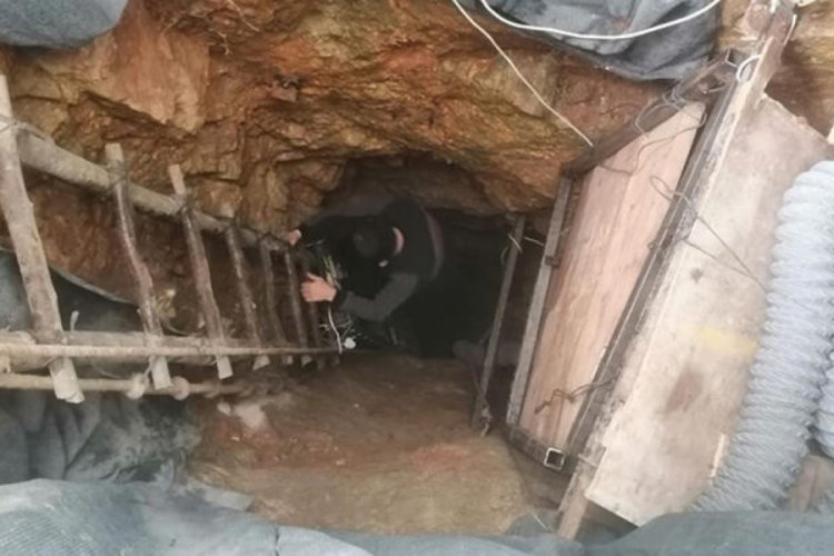 Ka&ccedil;ak kazı yapan 2 kişi yakalandı