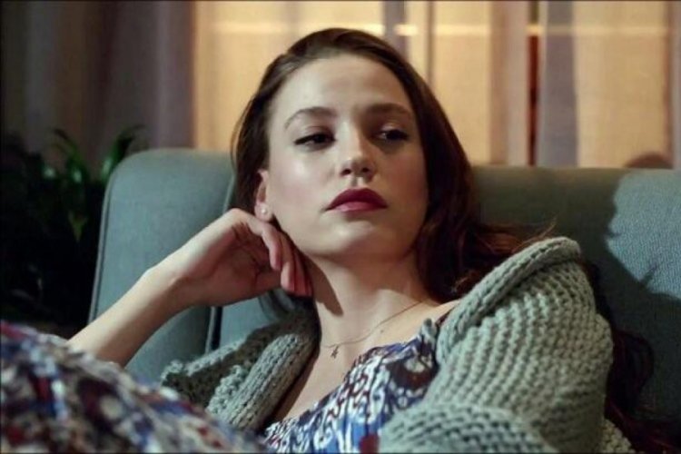 Serenay Sarıkaya'dan setlere corona vir&uuml;s &ouml;nlemi!