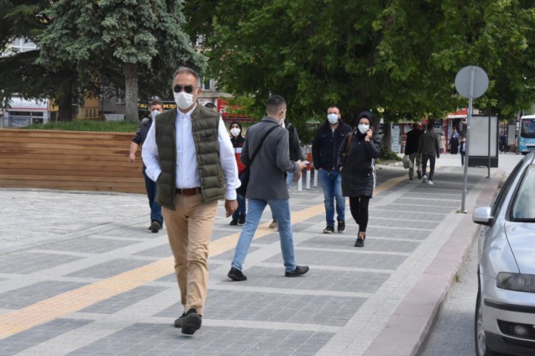 K&uuml;tahya'da sokağa maskesiz &ccedil;ıkmak yasaklandı