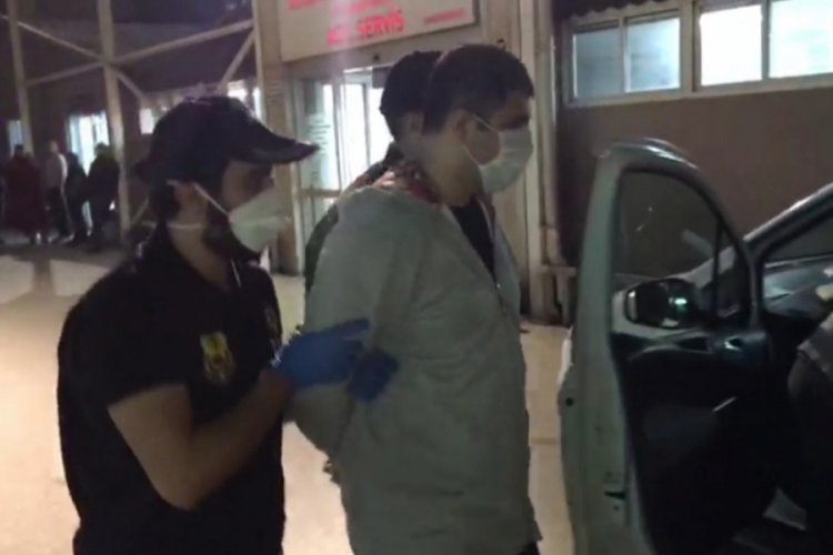 İzmir'de FET&Ouml; operasyonu: 27 g&ouml;zaltı