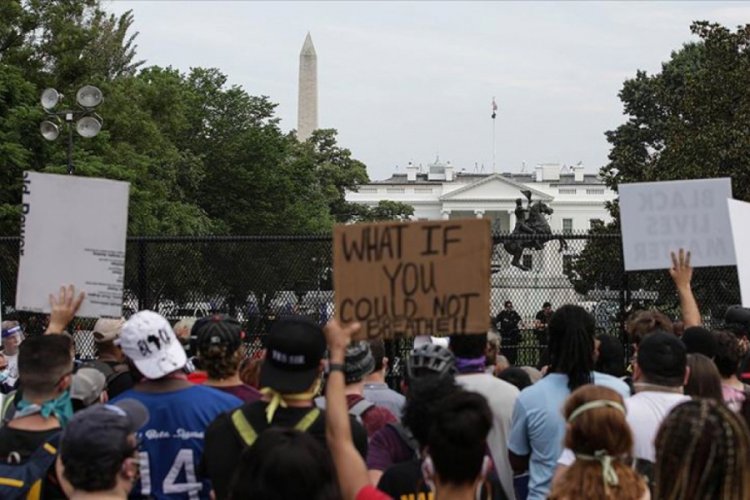 Washington DC'deki Floyd g&ouml;sterileri sakin ge&ccedil;ti
